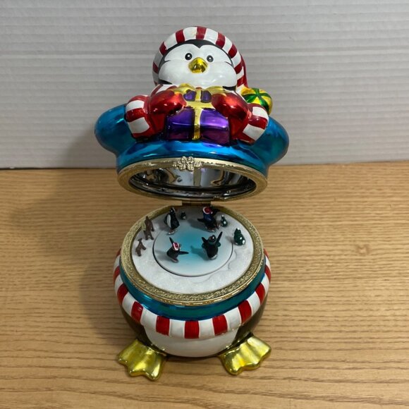 Vtg Mr Christmas Penguin Musical Trinket Box Rotating Ice Skaters Metallic VIDEO - Picture 6 of 11